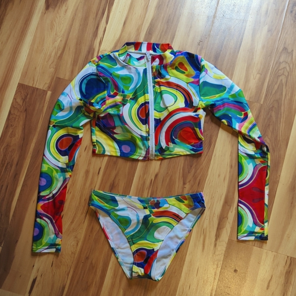 Long Sleeve Cropped Rash Guard + Bikini Bottom Set